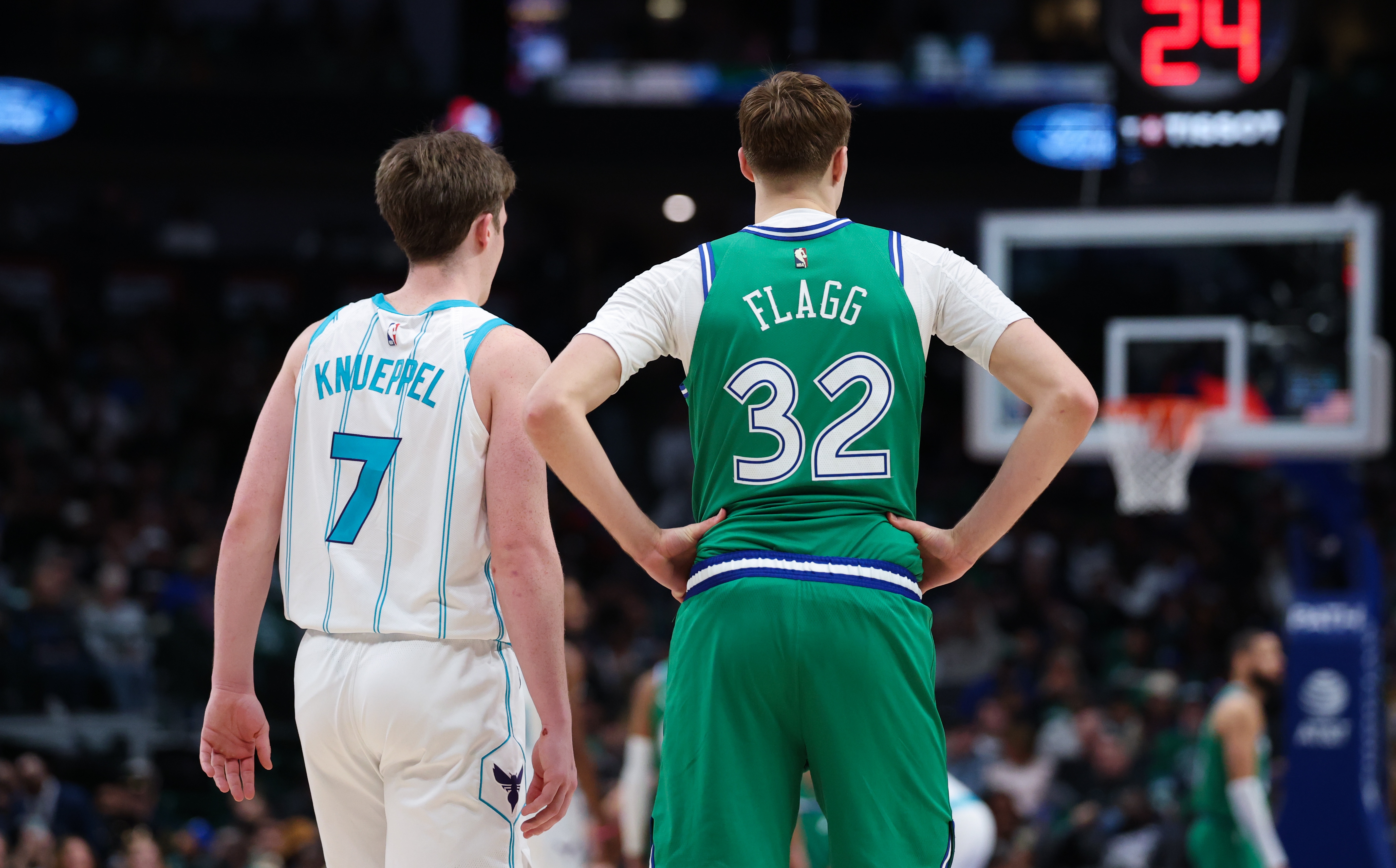 kaiyun-体育预测平台：弗拉格&amp;克尼佩尔最佳新秀概率打平 争夺愈演愈烈